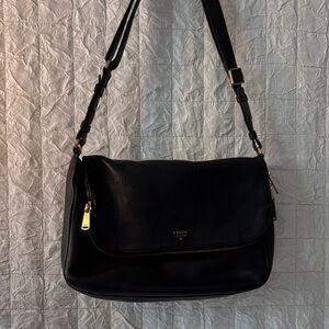 Fossil Black Leather Shoulder Bag with Gold Accents